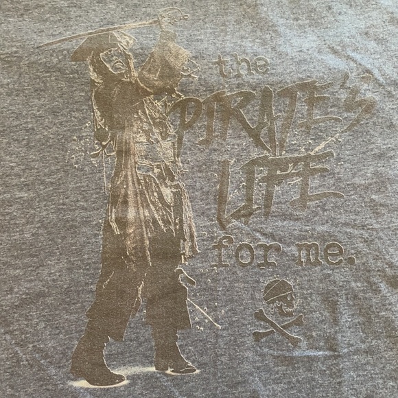 Johnny Depp, Captain Sparrow, DISNEY Tshirt - Picture 3 of 5